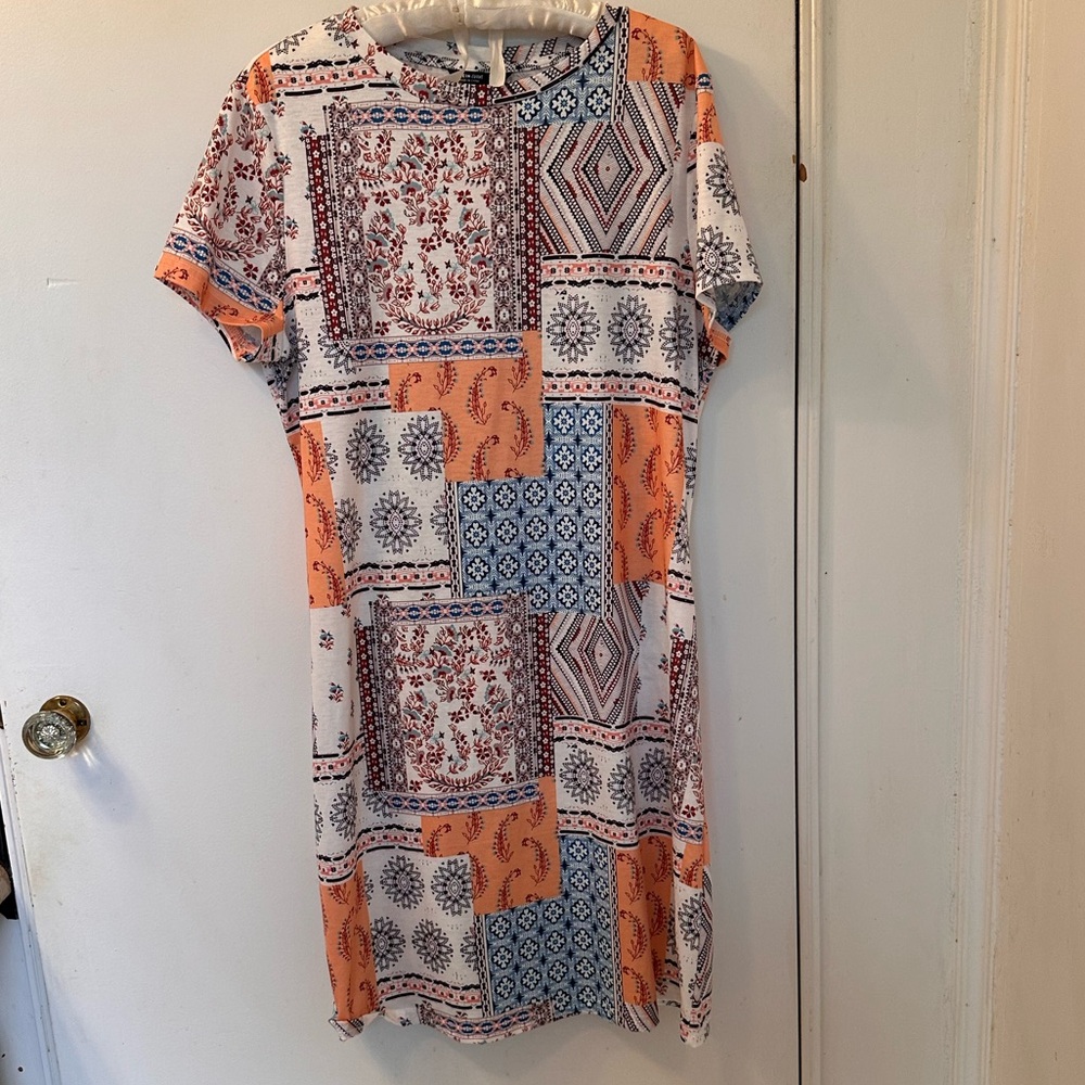 Shein Curve T-Shirt Dress in Sherbet-Colored Mix Print. Size 1X